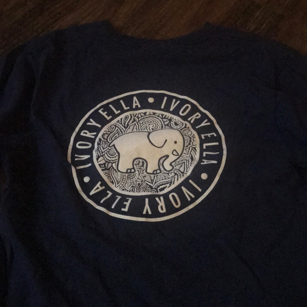Long sleeve tee